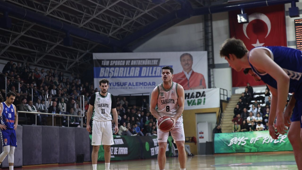 Sakarya Büyükşehir Basketbol Kütahya’da parkeye çıkıyor