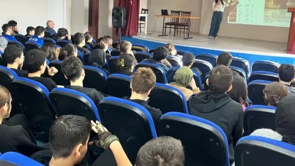 Sakarya'dan bin 400 lise öğrencisine 'sıfır atık' eğitimi