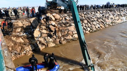 Şanlıurfa'da araç sulama kanalına düştü: 3 ölü, 1 kayıp!