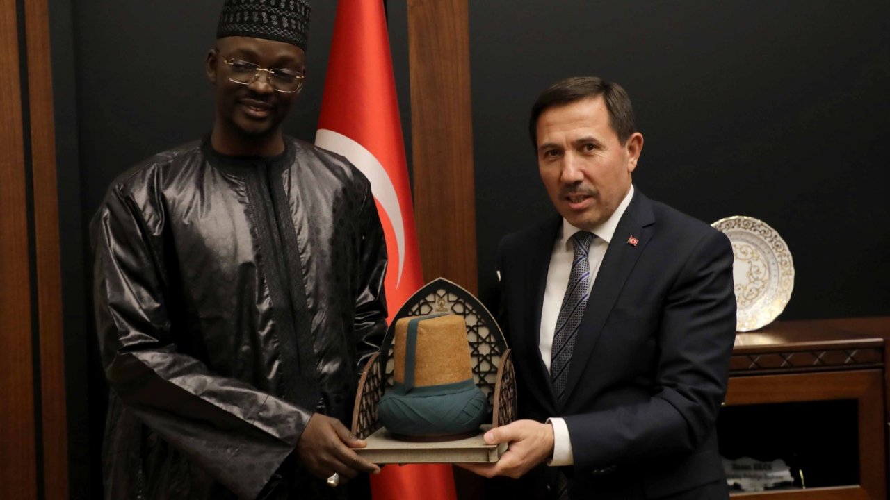 Senegal Ankara Büyükelçisi&#039;nden Konya Karatay&#039;a ziyaret