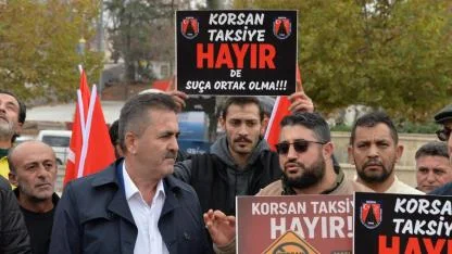 Taksicilerden 'Korsan taksicilere hayır' eylemi