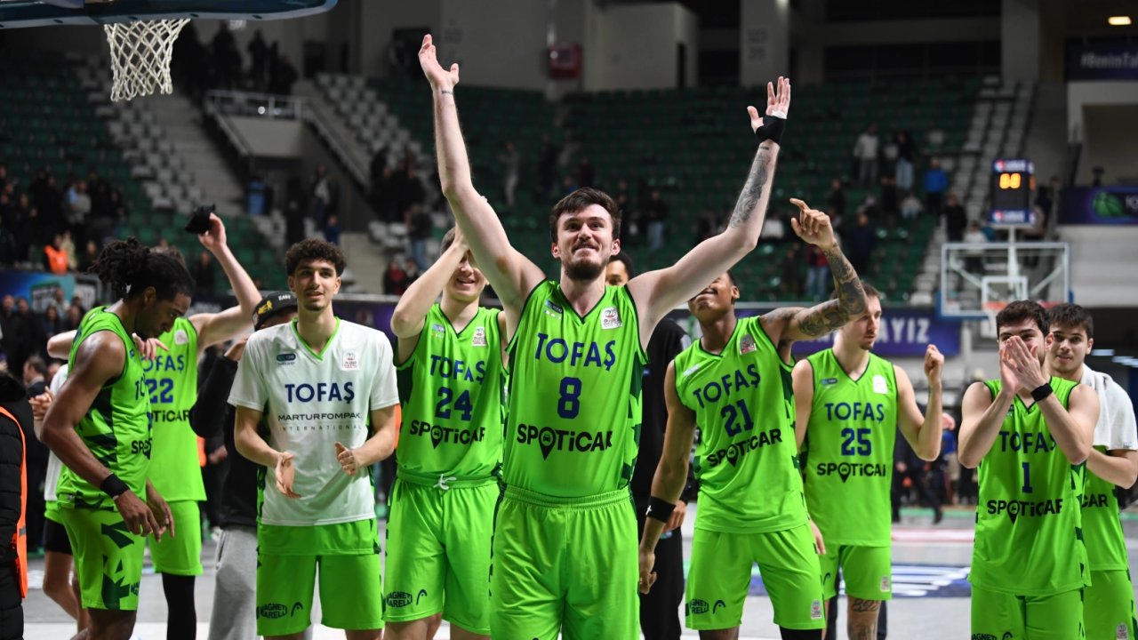 Tofaş Başakşehir'i farklı mağlup etti