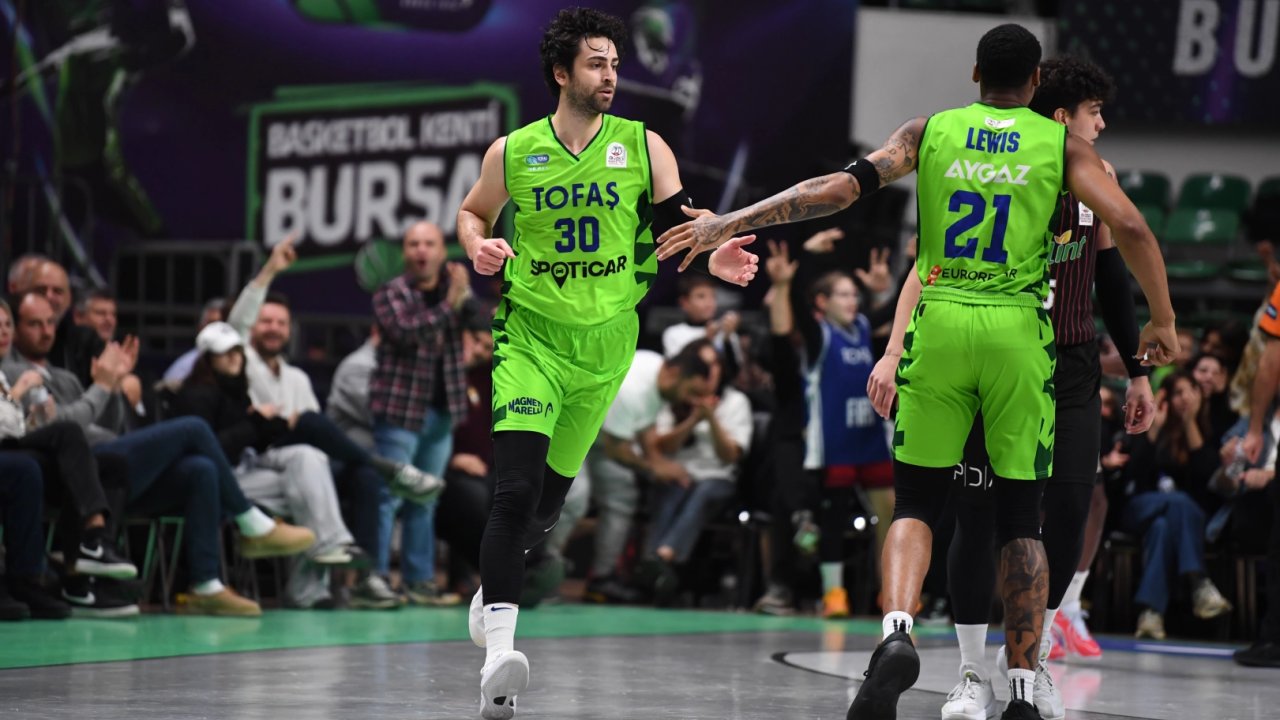 Tofaş potada evindeki galibiyet serisini 6 maça çıkardı