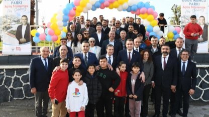 Uğur Mumcu Parkı İzmir Çiğli’de hizmete açıldı