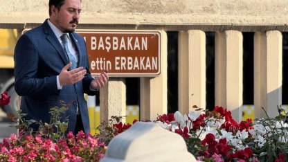 Yeniden Refah'ta gençlik Selçuk Efe'ye emanet