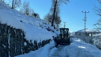 133 köye ulaşım yok! Trabzon'da kar seferberliği
