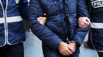 34 ilde FETÖ operasyonu