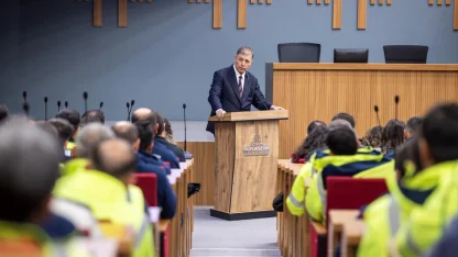 Başkan Tugay'dan vektörle mücadele ekiplerine teşekkür