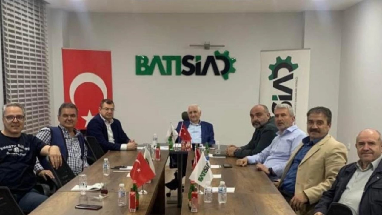 BATISİAD'da Ahmet Er güven tazeledi