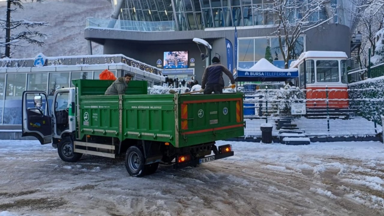 Bursa Büyükşehir'de kış mesaisine devam