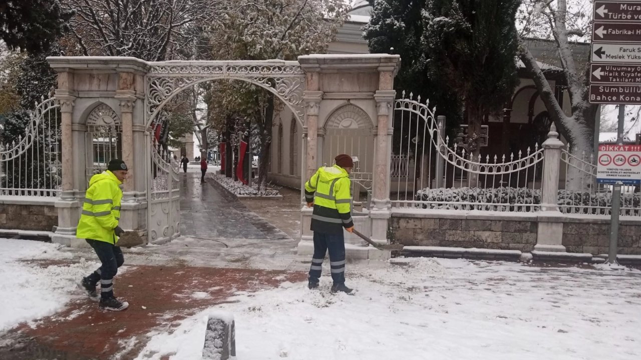 Bursa Büyükşehir'den kar ve lodosa geçit yok!