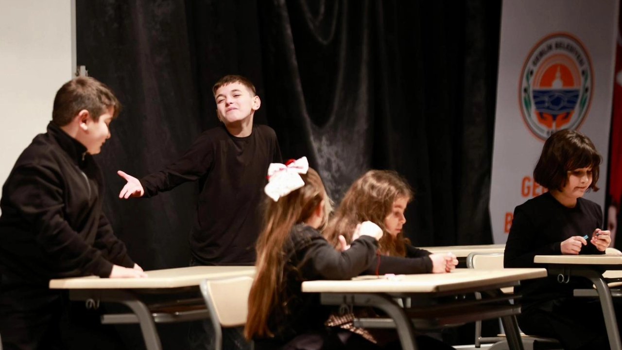 Bursa Gemlik'te Çocuk Şenlikleri başladı