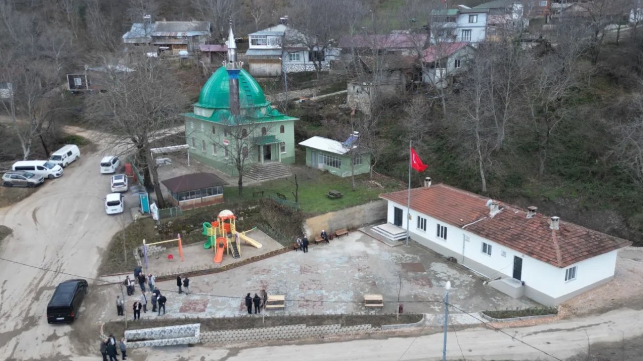 Bursa İnegöl'de İclaliye'ye meydan düzenlemesi