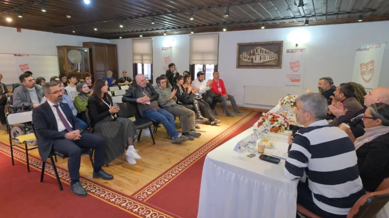 Bursa İnegöl'den tiyatroya düşünsel bakış