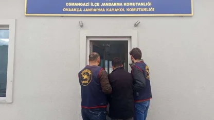Bursa’da hapis cezası firarisini Jandarma yakaladı