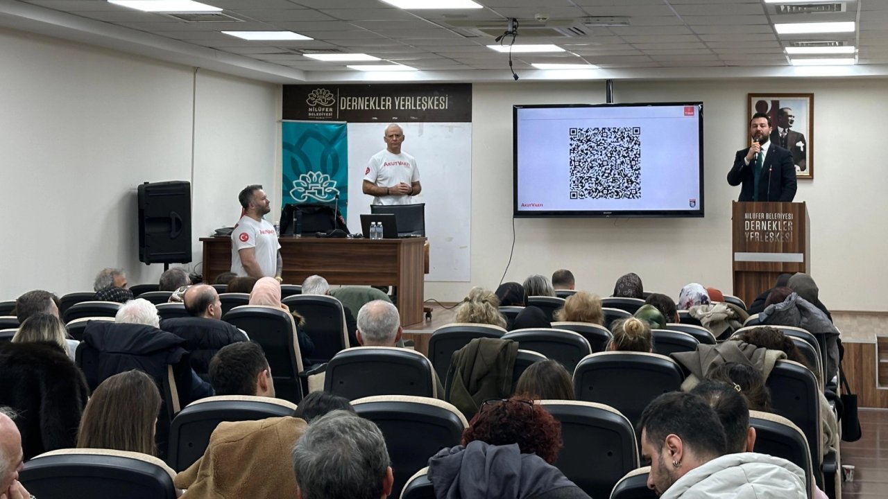 Bursa'da Nilüfer Belediyesi personeline “Temel Afet Bilinci” eğitimi