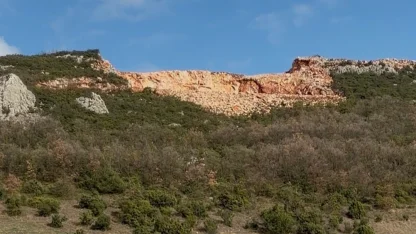 Bursa’da taş ocağında kaya düşmesi çiftçileri tedirgin etti!