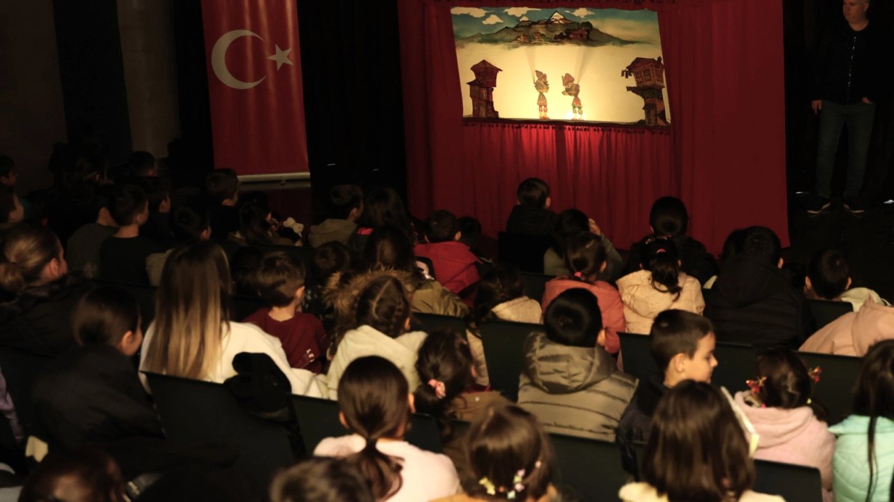 Bursa'nın yüzlerce yıllık simgeleri Osmangazi'de perdeye yansıdı