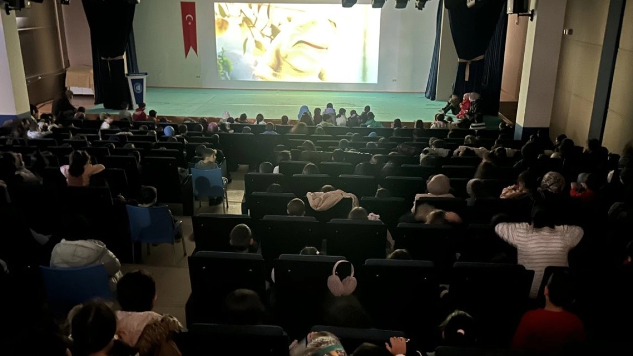 Çorum’da çocuklar sömestr tatilinde sinema ile buluştu