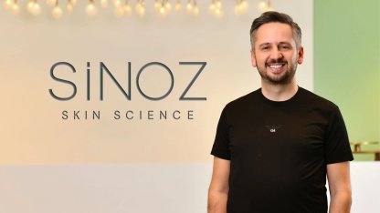 Dijitalde liderlikten küresel raflara... Sinoz'da 'hibrit' dönem