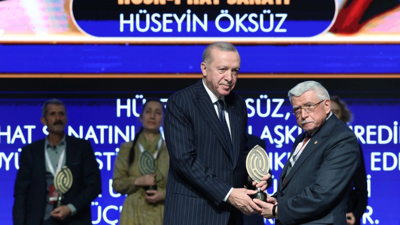 Dr. Hüseyin Öksüz’e “Yaşayan İnsan Hazineleri” ödülü