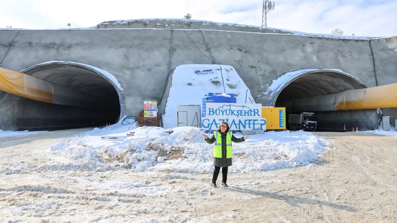 Dülük-OSB Tüneli’nde yüzde 25 tamam
