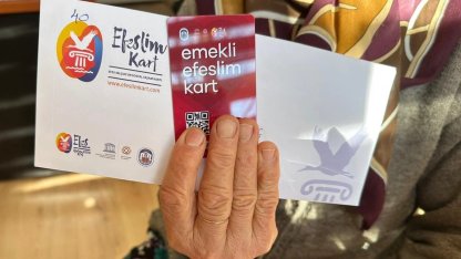 Efes Selçuk'ta emekliye nefes aldıran destek