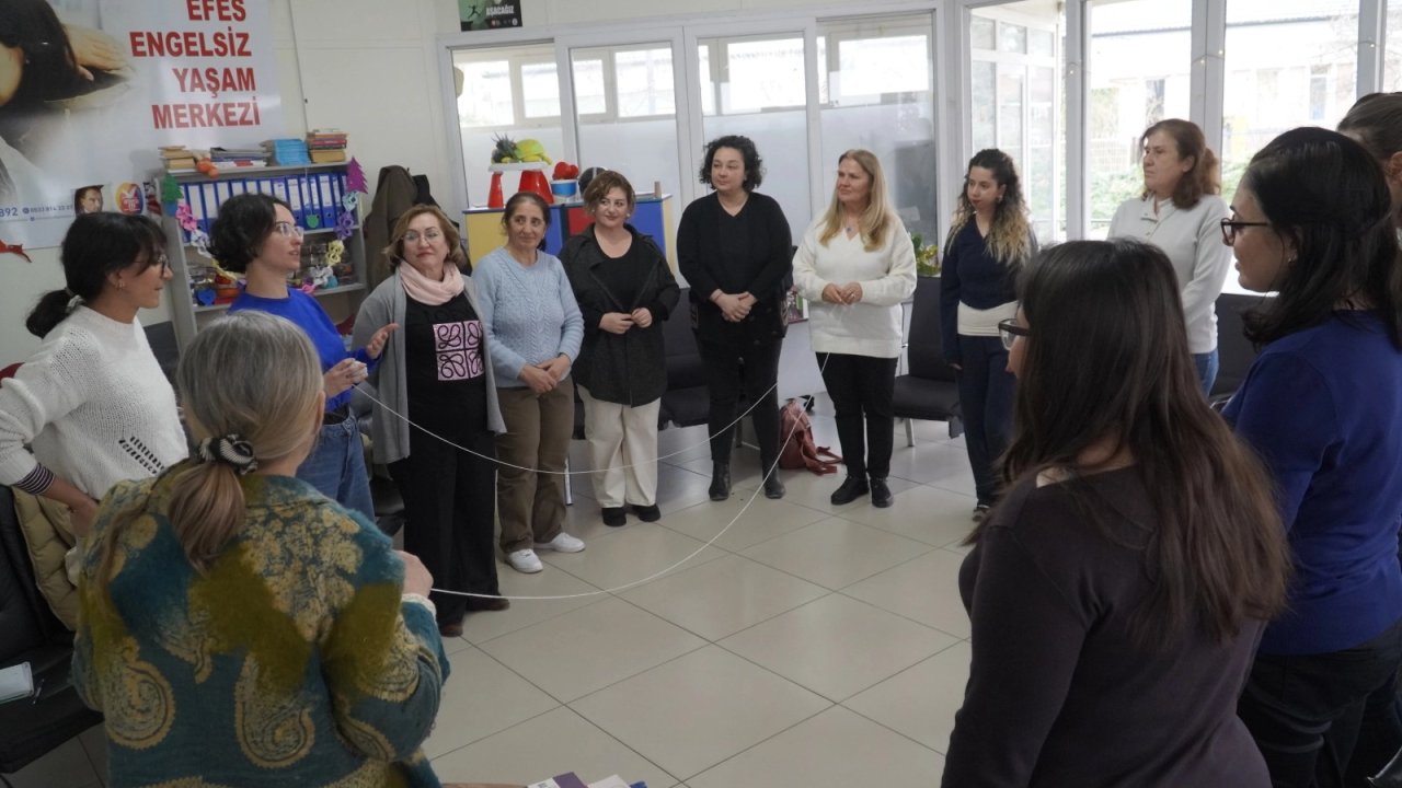 Efes Selçuk’ta Kadının İnsan Hakları Eğitim Programı başladı