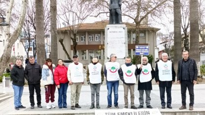 Emekliler Mudanya'daki eylemlerini sürdürüyor