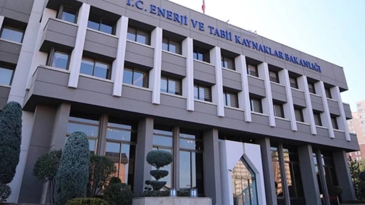 Enerji sektöründe yetkilendirme ve sertifika bedelleri güncellendi