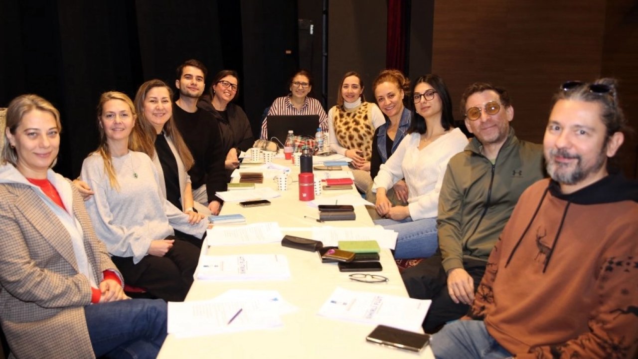 Eskişehir'de çocuklar ve aileleri için yeni kukla oyunu