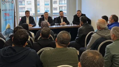 Hizmet-İş sendikası Mardin’de üyeleriyle buluştu