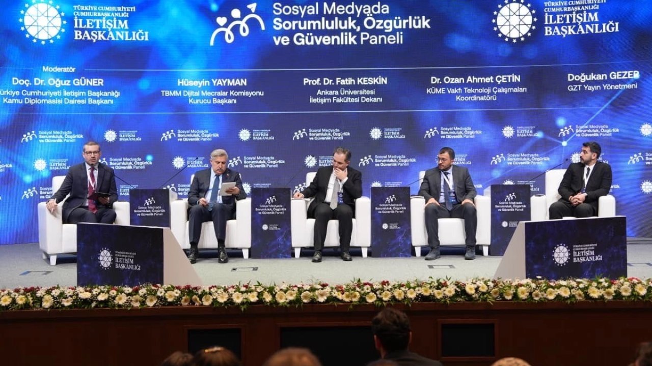 İletişim'den 'sosyal medya' paneli... Özgürlük, sorumluluk ve güvenlik bu panelde tartışıldı