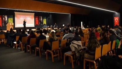 İstanbul Beylikdüzü'nde 'şiddetle mücadele' konuşuldu