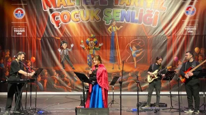 İstanbul Maltepe'de yarıyıl şenliği sürüyor