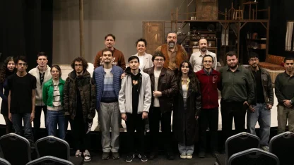 İzBBŞT gençlerle sahnede buluştu