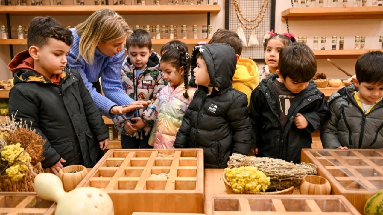 İzmir Bornova’da bin on dokuz yerel tohum güvende