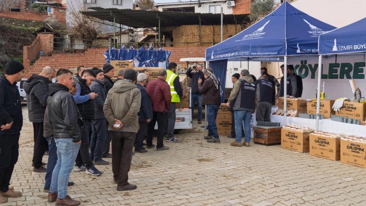 İzmir Büyükşehir’den afetzede arıcılara 'can suyu' katkısı