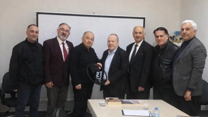 İzmir için sert tablo: Trafik kilit, körfez alarmda, su denize akıyor