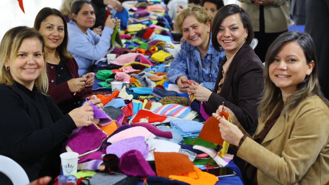 İzmir Karabağlar’dan ilmek ilmek dayanışma