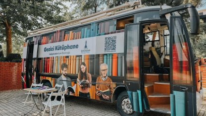 İzmir'de 'gezici kütüphane' yollara çıkıyor