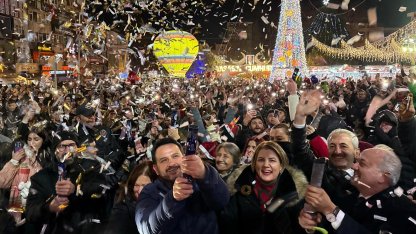 İzmitliler 2026’ya Belsa Meydanı'nda ‘merhaba’ dedi