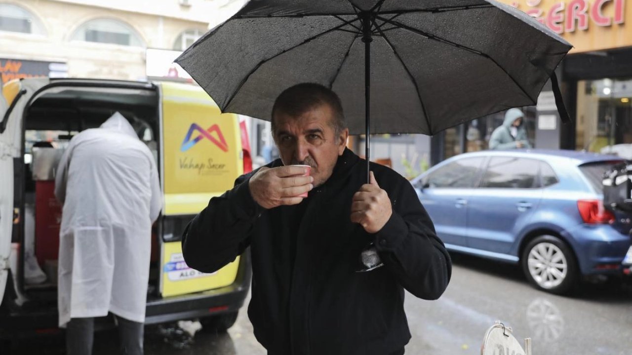 Kaynar ikramı Mersinlilerin içini ısıttı