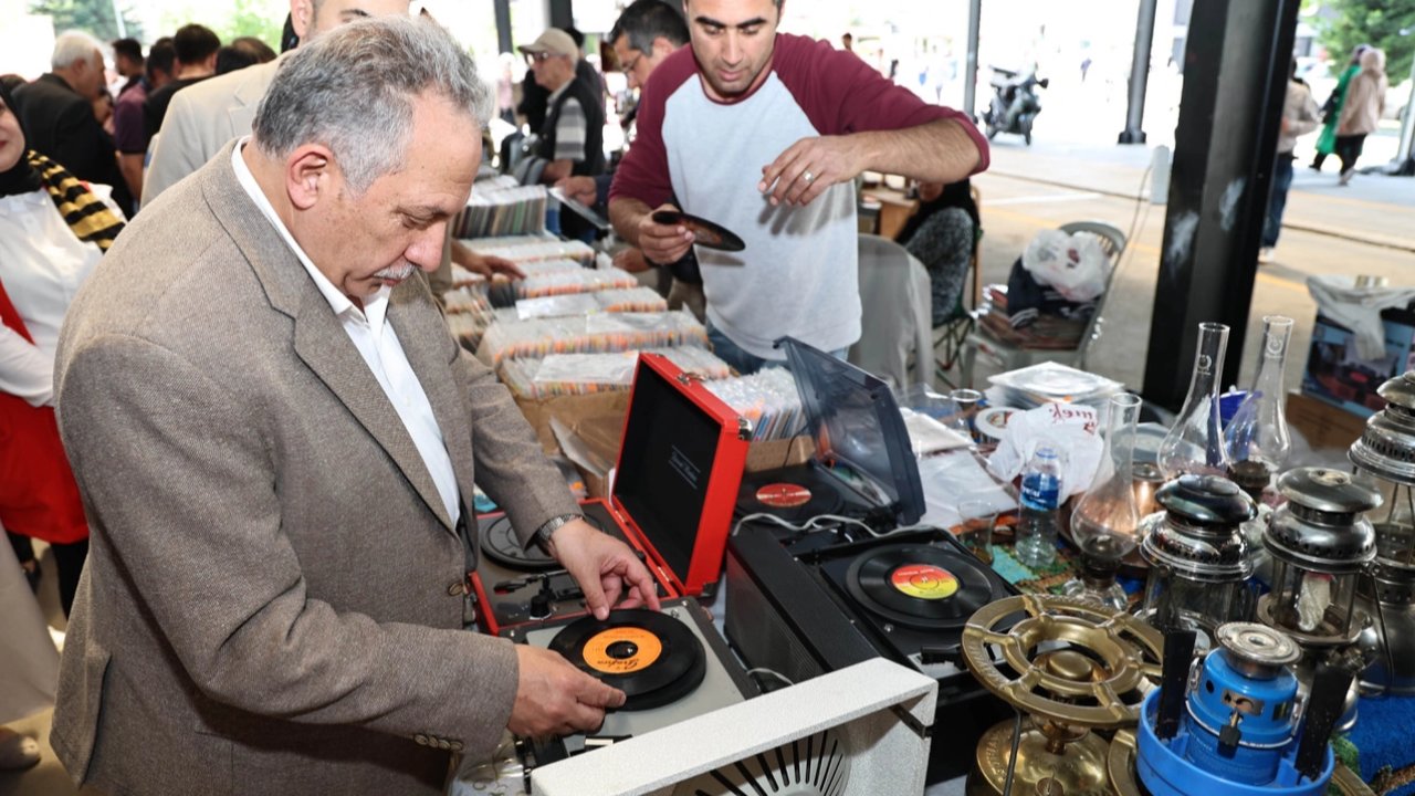 Kayseri Talas'ta antikacılar yeni yerinde