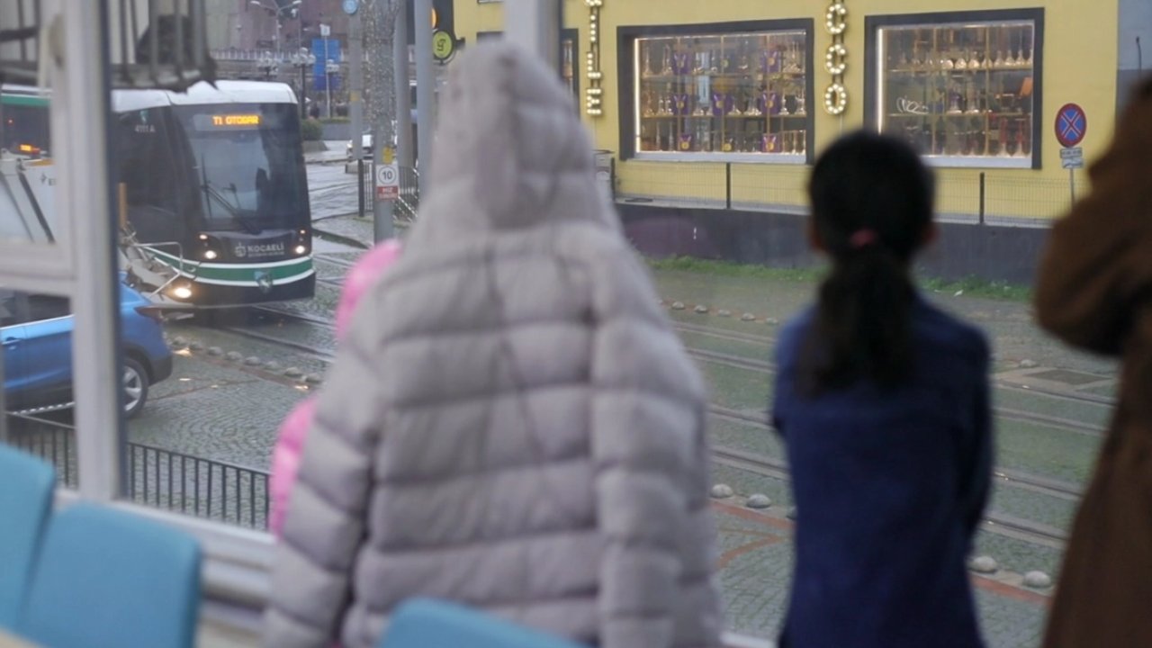 Kocaeli'de evsiz aileye Büyükşehir’den kalıcı çözüm