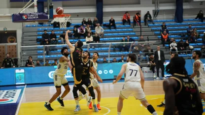 Konya potada ikinci yarıya galibiyetle başladı