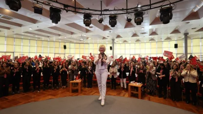 LÖSEV’den anlamlı çağrı: Umudumuz kadın dayanışması