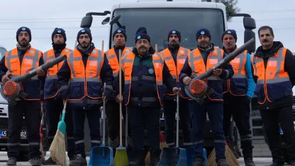 Manisa'da 'Çöp Avcıları' kirliliğe karşı sahada