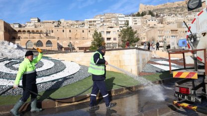 Mardin’de Tarihi 1. Cadde’de hummalı çalışma