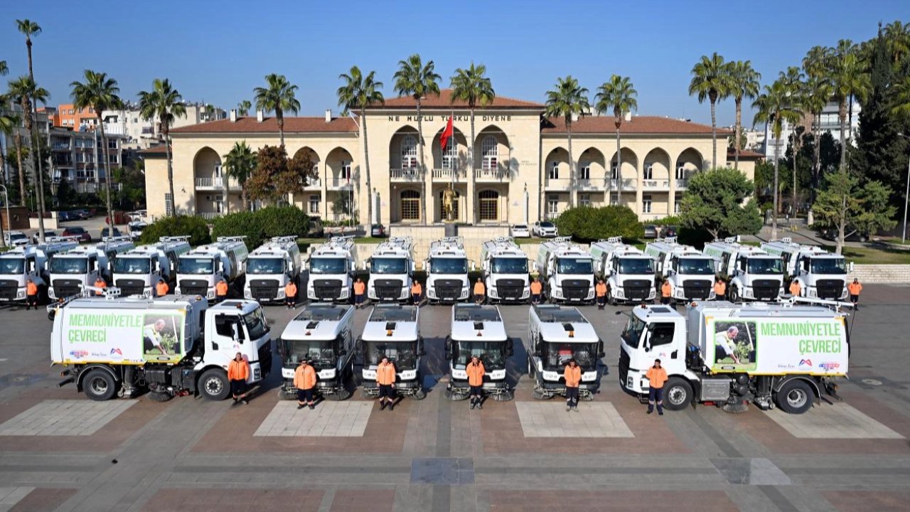 Mersin’in temizlik filosuna 22 yeni araç